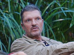 VIP VIP, Hurra!: Das dunkle Familiengeheimnis um Hardy Krüger