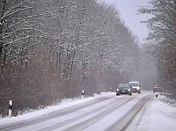 Thüringen: Dichte Wolken und Glätte in Thüringen