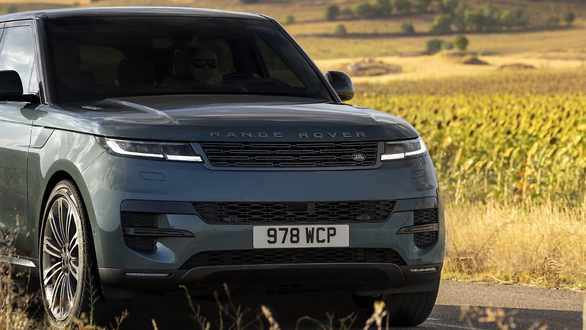 Fitnesstraining-britischer-Art-Range-Rover-Sport-D350-kein-Athlet-eher-Hobbysportler