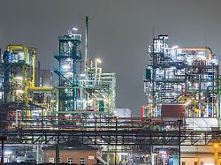 "Krise ist noch nicht vorbei": Deutsche Wirtschaft legt leicht zu