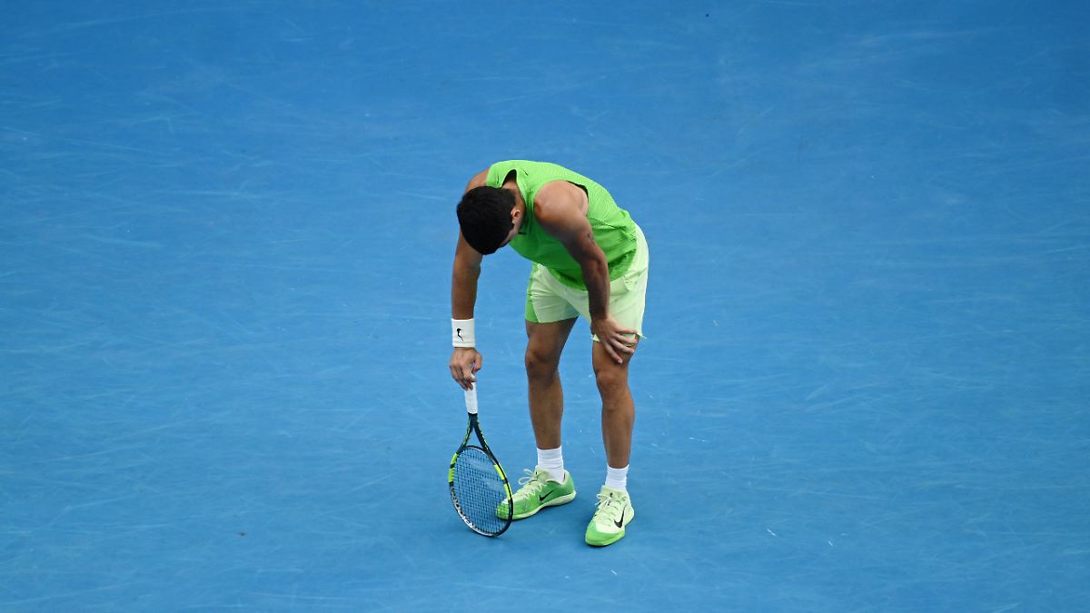 Unfassbares-Drama-f-r-Zverev-Wirbel-um-Carlos-Alcaraz-War-der-Spanier-wirklich-verletzt-