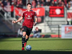 Nordrhein-Westfalen: Bielefeld holt Innenverteidiger Knoche aus Nürnberg