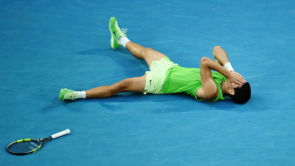Tennis-Australian-Open-Melbourne-Park-Melbourne-Australia-January-30-2026-Spain-s-Carlos-Alcaraz-celebrates-after-winning-his-semi-final-match-against-Germany-s-Alexander-Zverev-REUTERS-Jaimi-Joy-TPX-IMAGES-OF-THE-DAY