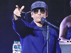 Erster Song seit (fast) 6 Jahren: Xavier Naidoo singt auf "Liebe" und "Frieden"