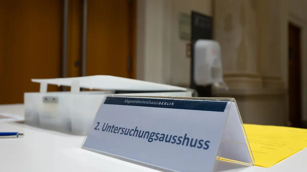 Der-Untersuchungsausschuss-zur-Vergabe-von-Foerdermitteln-durch-die-Berliner-Kulturverwaltung-will-mit-seiner-Arbeit-schnell-vorankommen