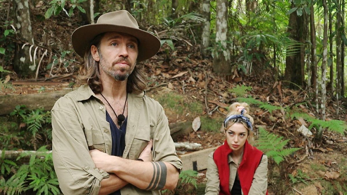 Dschungelcamp-Tag-8-Ofarim-will-Antworten-vom-deutschen-Justizsystem