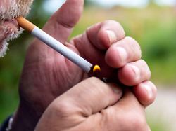 Könnte Krankenkassen finanzieren: Schwarz-Rot für höhere Tabaksteuer - "wirkt auf Konsum"