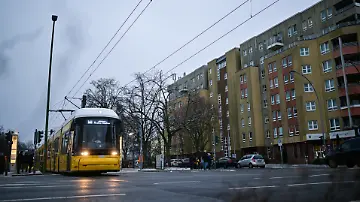 571953446