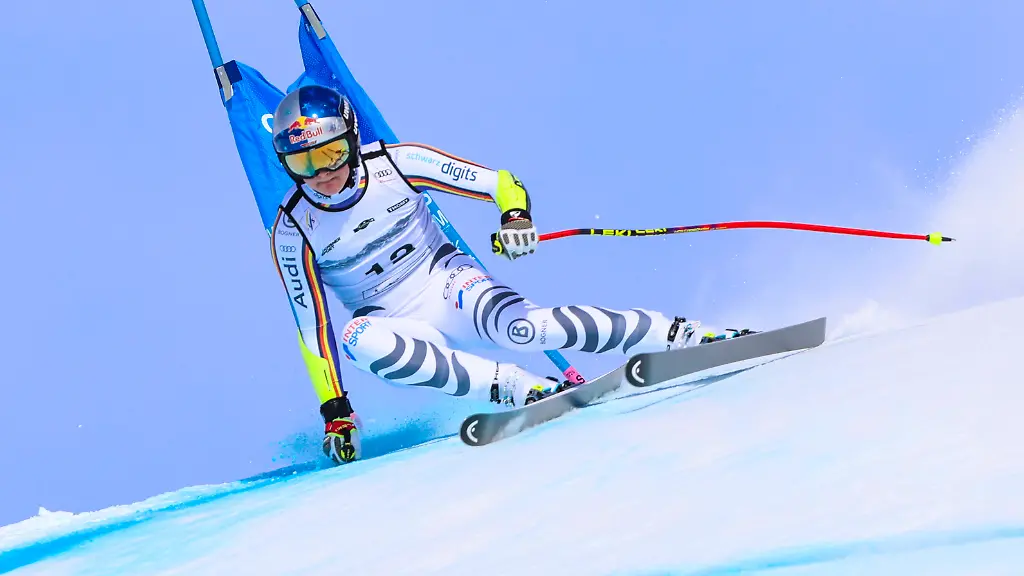 ALPINE-SKIING-FIS-WC-Crans-Montana-CRANS-MONTANA-SWITZERLAND-31-JAN-26-ALPINE-SKIING-FIS-World-Cup-Super-G-ladies-Image-shows-Emma-Aicher-GER