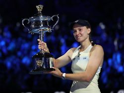 Krimi und Überraschung: Rybakina ringt Sabalenka für Australian-Open-Titel nieder