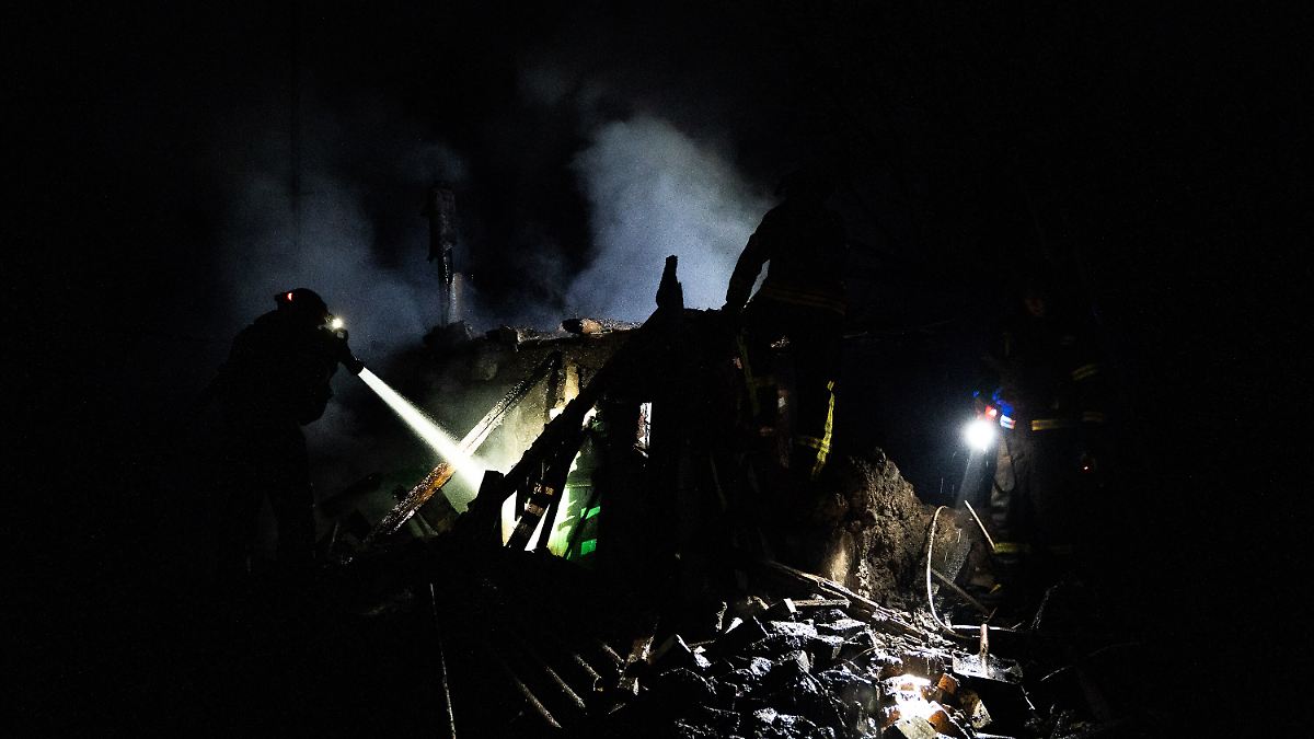 Neue-Angriffe-vor-Verhandlungen-Russland-beschie-t-keine-Energieanlagen-daf-r-andere-Ziele