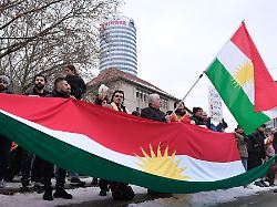 Thüringen: Mehr als 300 Menschen bei pro-kurdischer Kundgebung in Jena