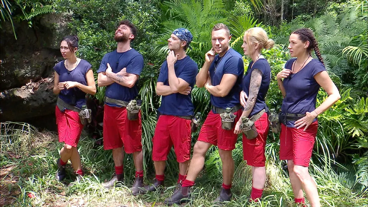 ACHTUNG-SPERRFRIST-FUeR-ALLE-MEDIEN-BIS-ZUM-SHOWENDE-SAMSTAG-31-JANUAR-2026-22-30-UHR-V-l-Samira-Yavuz-Umut-Tekin-Stephen-Duerr-Patrick-Romer-Mirja-du-Mont-und-Simone-Ballack-treten-zur-Dschungelpruefung-Die-Genoehle-Hoehle-an-Die-Verwendung-des-sendungsbezogenen-Materials-ist-nur-mit-dem-Hinweis-und-Verlinkung-auf-RTL-gestattet