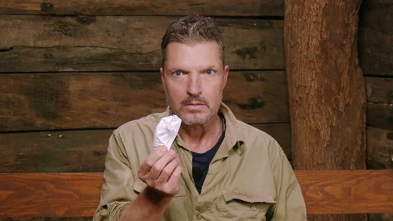 ACHTUNG-SPERRFRIST-FUeR-ALLE-MEDIEN-BIS-ZUM-SHOWENDE-SAMSTAG-31-JANUAR-2026-22-30-UHR-Hardy-Krueger-im-Dschungeltelefon-Wir-sind-doch-alle-erwachsene-Menschen-Die-Verwendung-des-sendungsbezogenen-Materials-ist-nur-mit-dem-Hinweis-und-Verlinkung-auf-RTL-gestattet