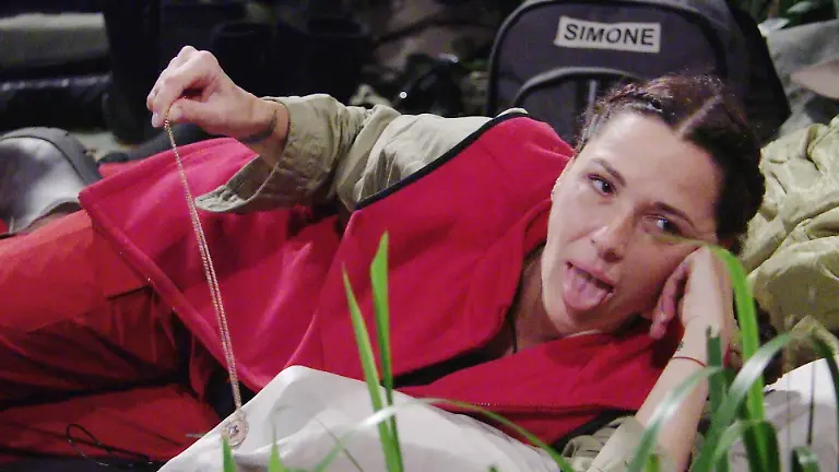 ACHTUNG-SPERRFRIST-FUeR-ALLE-MEDIEN-BIS-ZUM-SHOWENDE-SAMSTAG-31-JANUAR-2026-22-30-UHR-Simone-Ballack-entwickelt-sich-zur-Anfuehrerin-der-Meckerrunde-Die-Verwendung-des-sendungsbezogenen-Materials-ist-nur-mit-dem-Hinweis-und-Verlinkung-auf-RTL-gestattet