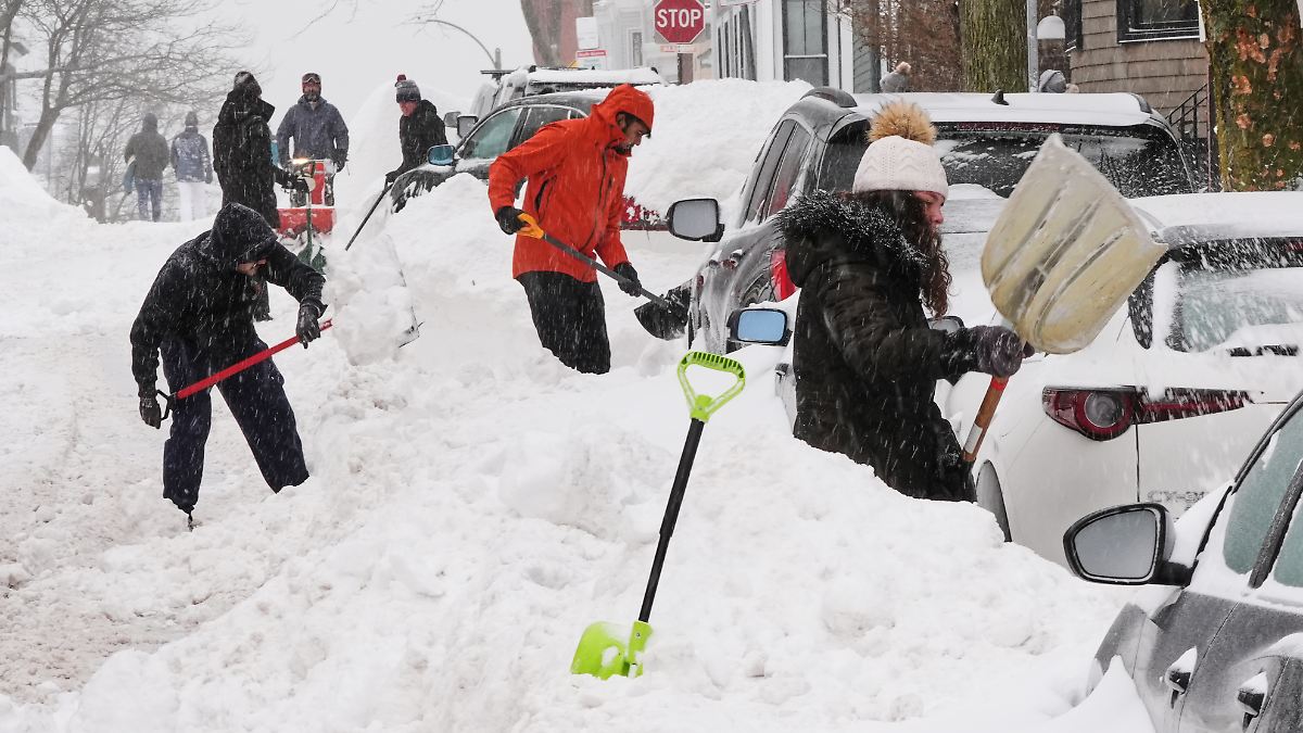 Neuer-Wintersturm-in-Anmarsch-Bombenzyklon-rollt-auf-die-USA-zu