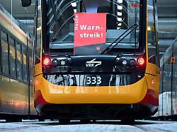Baden-Württemberg: Verdi-Warnstreik am Montag - Was Pendler wissen müssen