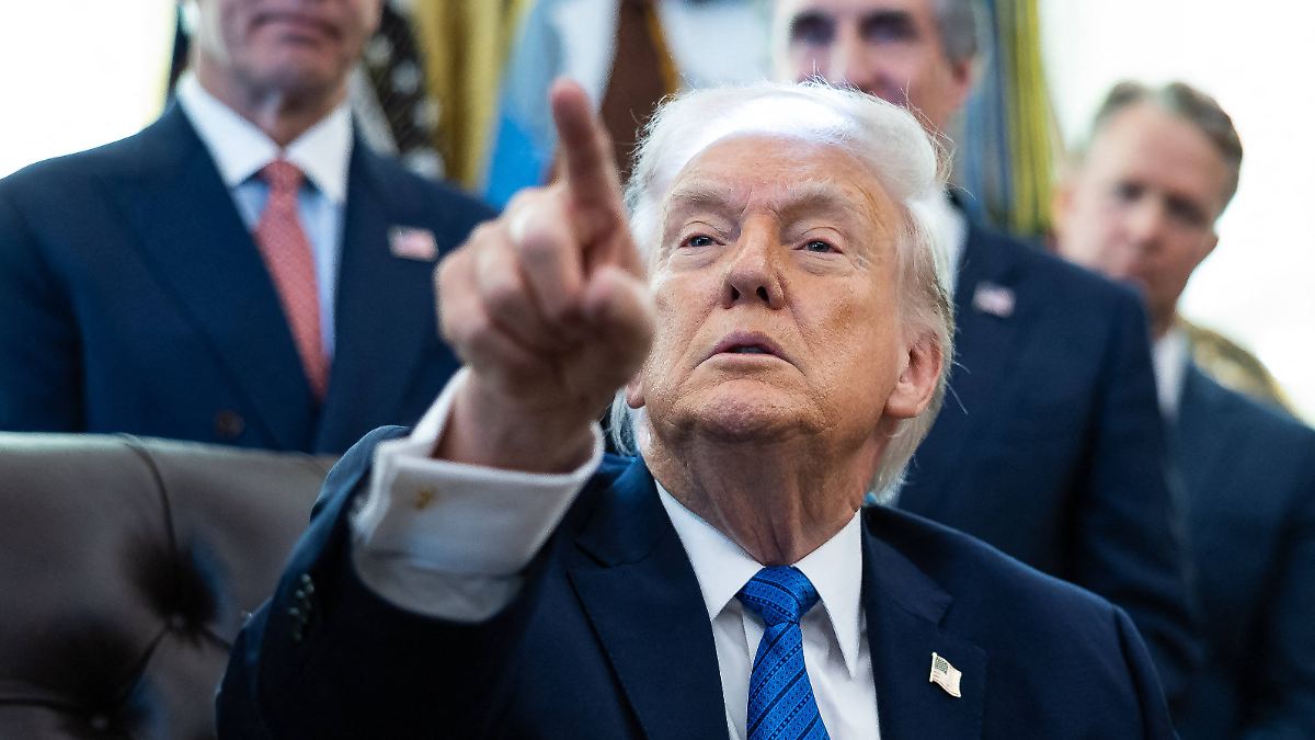 Bei-Handelsabkommen-mit-China-Trump-droht-Kanada-mit-sehr-substanzieller-Reaktion