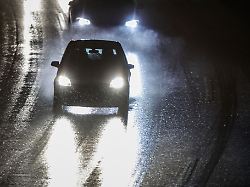 Nordrhein-Westfalen: Wetter in NRW: Glätte am Sonntag, heikler Wochenstart