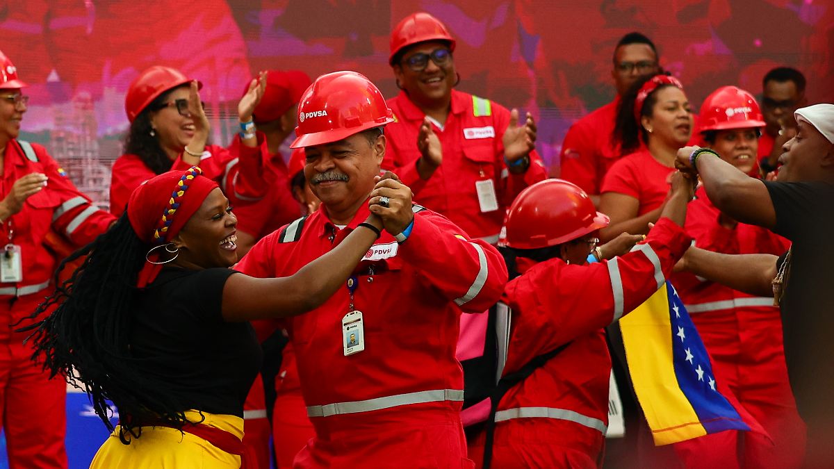 Trump-verk-ndet-einen-Deal-Venezuela-krallt-sich-iranischen-lkunden