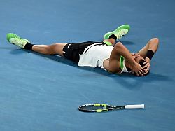 Djokovics Traum zerplatzt: Alcaraz schreibt bei Australian Open Tennis-Geschichte