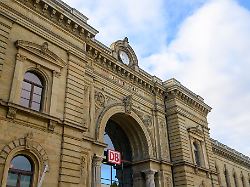 Sachsen-Anhalt: Mehrere Männer greifen Bundespolizisten an