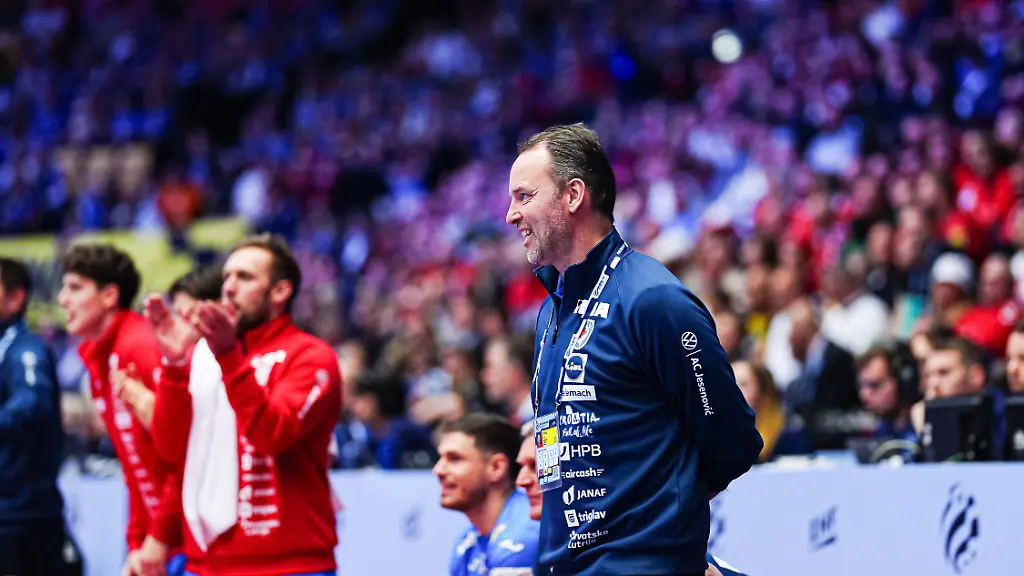 Dagur-Sigurdsson-Kroatien-Trainer-DEN-Island-vs-Kroatien-Handball-EHF-Europameisterschaft-2026-Spiel-um-Platz-3-01-02-2026-DEN-Island-vs-Kroatien-Handball-EHF-Europameisterschaft-2026-Spiel-um-Platz-3-01-02