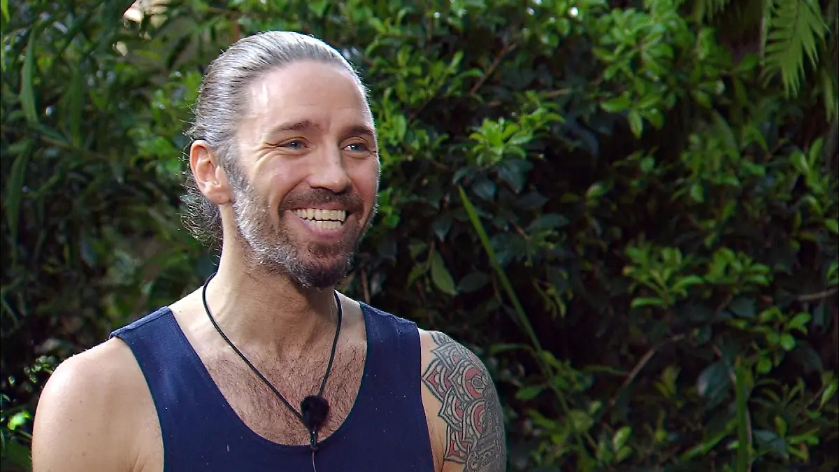 ACHTUNG-SPERRFRIST-FUeR-ALLE-MEDIEN-BIS-ZUM-SHOWENDE-SONNTAG-01-FEBRUAR-2026-22-30-UHR-Gil-Ofarim-tritt-zur-Dschungelpruefung-Dschungel-Argh-Quarium-an-Die-Verwendung-des-sendungsbezogenen-Materials-ist-nur-mit-dem-Hinweis-und-Verlinkung-auf-RTL-gestattet