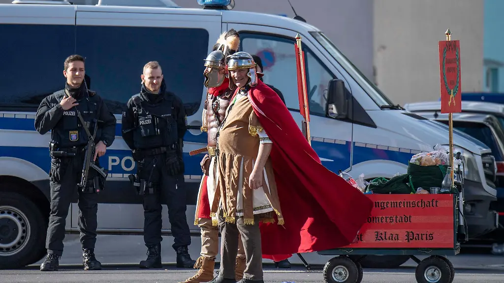 Die-Polizei-wird-auch-in-diesem-Jahr-verstaerkt-Praesenz-zeigen