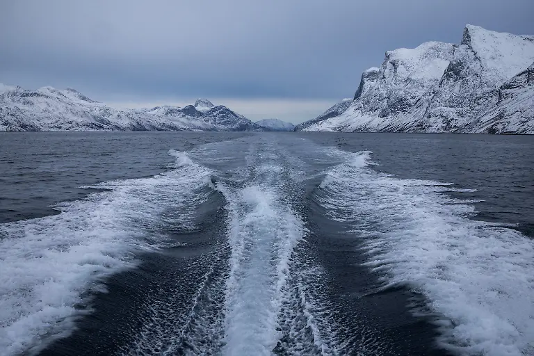 2026-01-29T090256Z_1892952990_RC2R5JAD454M_RTRMADP_3_USA-TRUMP-GREENLAND-INUIT