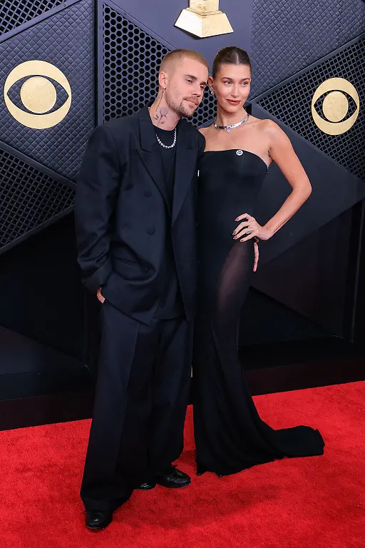 Justin-Bieber-und-Hailey-Bieber-auf-dem-roten-Teppich-der-68-jaehrlichen-Grammy-Awards-am-Sonntag-den-1-Februar-2026-in-der-Crypto-com-Arena