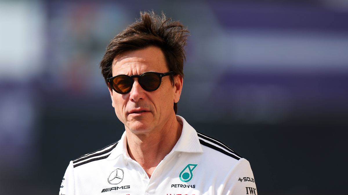 -Vielleicht-suchen-sie-Ausreden-Angeblicher-Motorentrick-bei-Mercedes-sorgt-f-r-Formel-1-rger