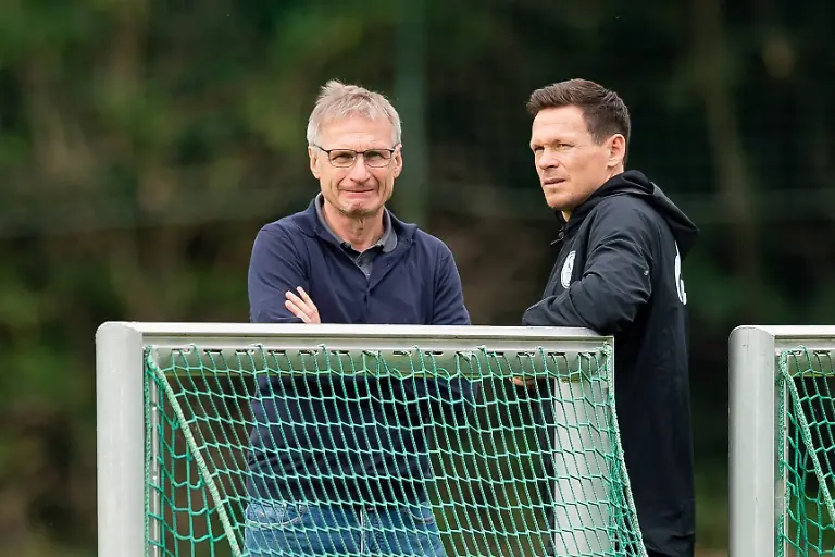 6c35307d9adcf4823f62d8cc373dd4e4