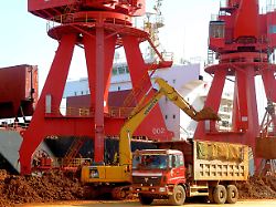 Seltene Erden für die Industrie: USA wollen mit Rohstoffreserve unabhängiger von China werden