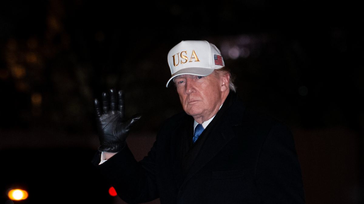 Mit-FBI-Agenten-telefoniert-Trump-mischt-sich-in-laufende-Ermittlungen-zur-Wahl-2020-ein