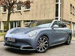 Mischung aus Bentley und Porsche: Ora 07 im Test - der Exot in Europa