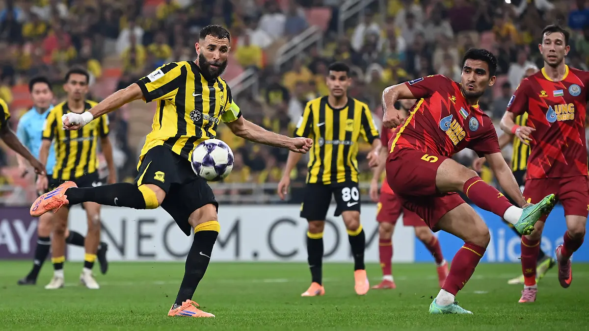 Al-Ittihads-Karim-Benzema-takes-a-shot-during-the-AFC-Elite-match-against-Uzbekistans-Nasaf-at-Alinma-Stadium-King-Abdullah-Sports-City-in-Jeddah-on-December-23