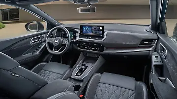 Groß (889272a-F81-Nissan_QQ_Final_010_High)