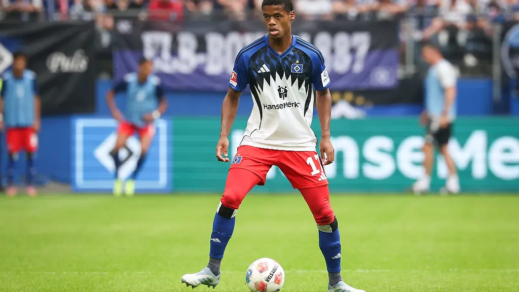 Fest-verpflichtet-HSV-Profi-Warmed-Omari