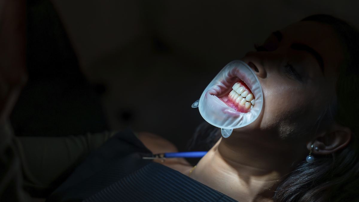 Schaden-f-r-den-ganzen-K-rper-Schlechte-Z-hne-k-nnen-schwere-Krankheiten-ausl-sen