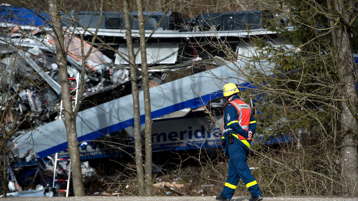Handyklingeln-im-Leichensack-Zehn-Jahre-nach-Ungl-ck-von-Bad-Aibling-k-nnen-Rettungskr-fte-nicht-vergessen