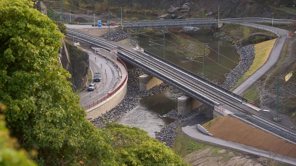 Der-Wiederaufbau-im-Ahrtal-kommt-voran