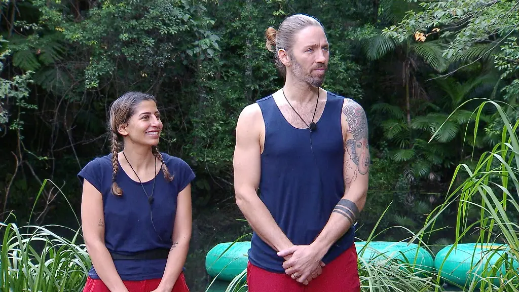 Eva-Benetatou-und-Gil-Ofarim-treten-zur-Dschungelpruefung-Schwierige-Fanggelegenheit-an