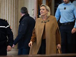 Prozess gegen Rechtspopulistin: Staatsanwaltschaft will fünfjähriges Kandidaturverbot für Le Pen
