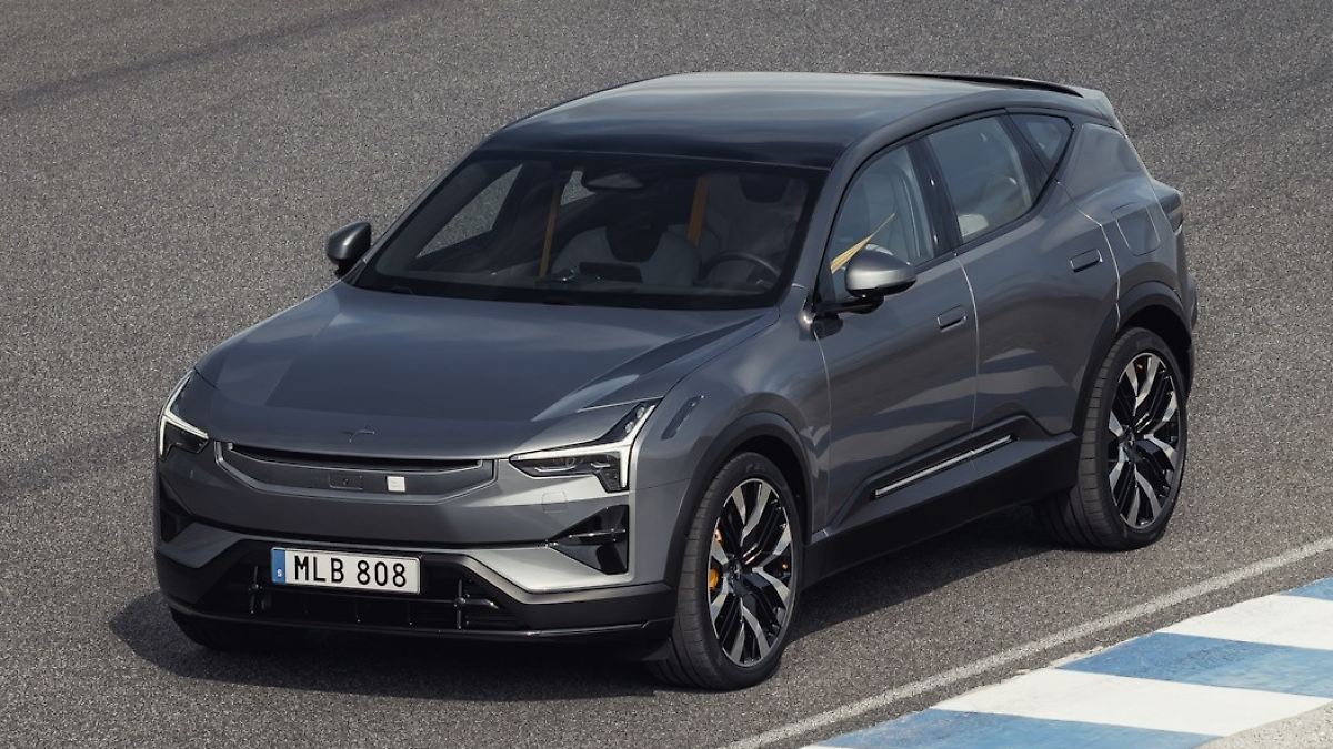 Das-Pech-der-fr-hen-K-ufer-Polestar-3-geht-auf-technisch-neuem-Niveau-ins-Modelljahr-2026