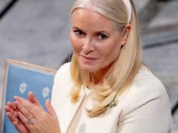 Skandale um Königsfamilie: Kronprinzessin Mette-Marit verschiebt private Reise