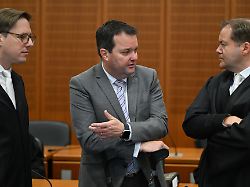 In der "Bandenwerbung-Affäre": DFB holt Freispruch - und womöglich Millionen Euro