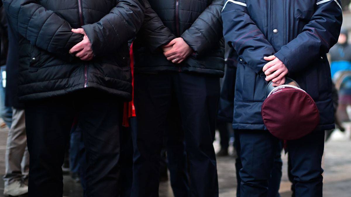 Schweitzer fordert Sonderverkehrsministerkonferenz