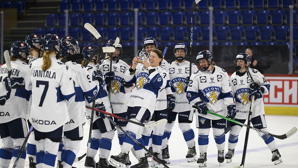 Auftakt-der-Finninnen-verschoben-Norovirus-Ausbruch-dezimiert-olympisches-Hockey-Team