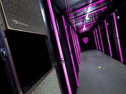 "Wichtiger Pflock": Telekom will mit KI-Fabrik in München unabhängiger von USA werden